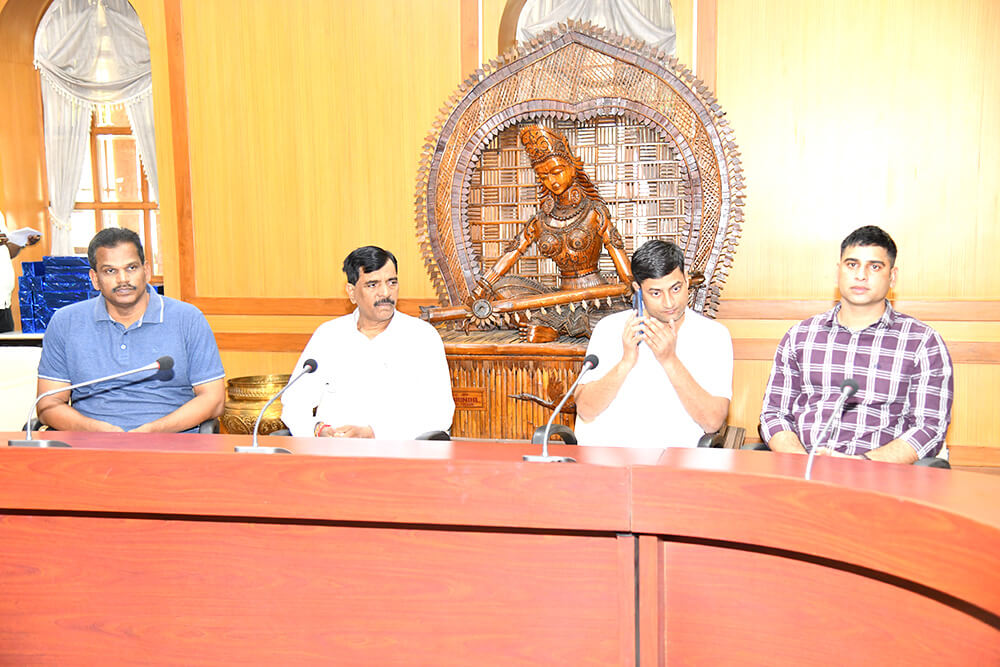 Prize Distribution